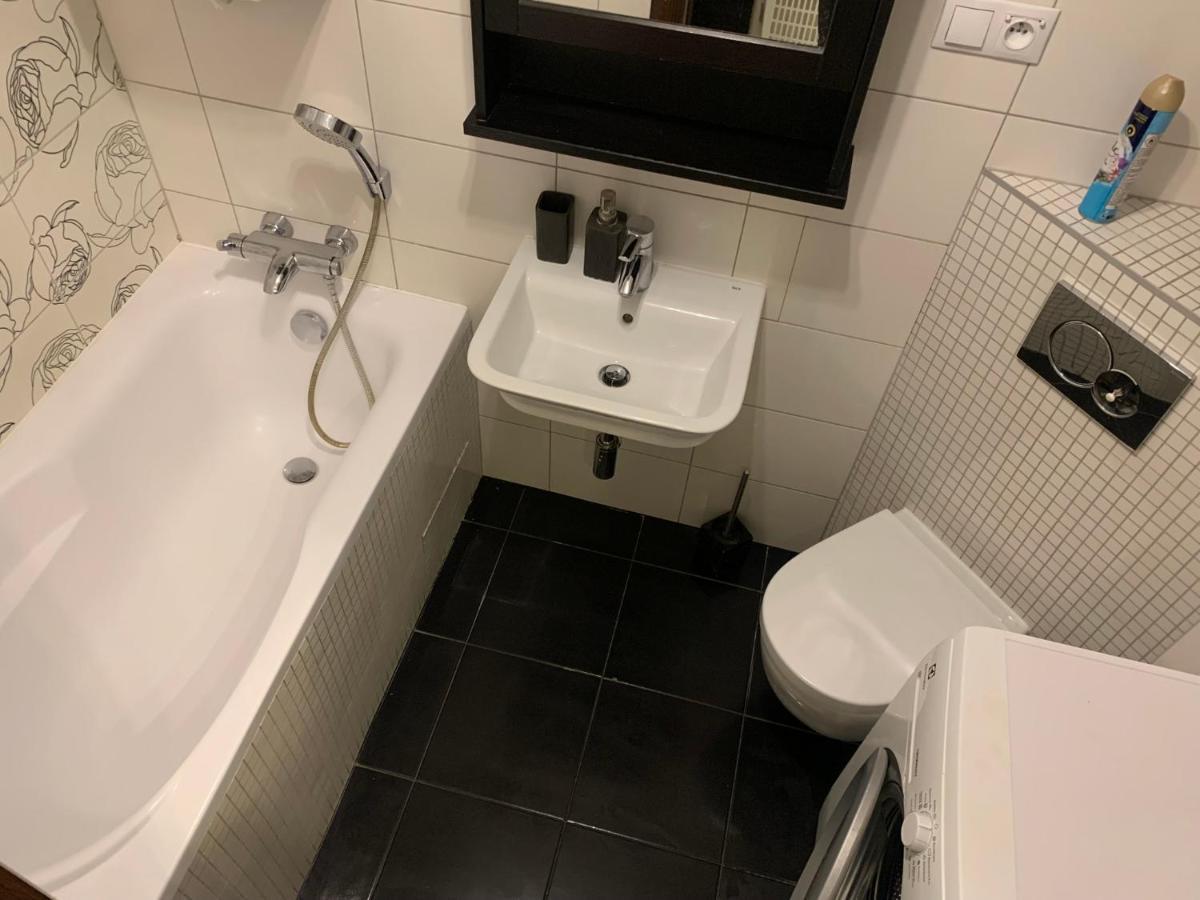 Przytulny 3city W Centrum Sopotu Z Balkonem By Renters Apartment *